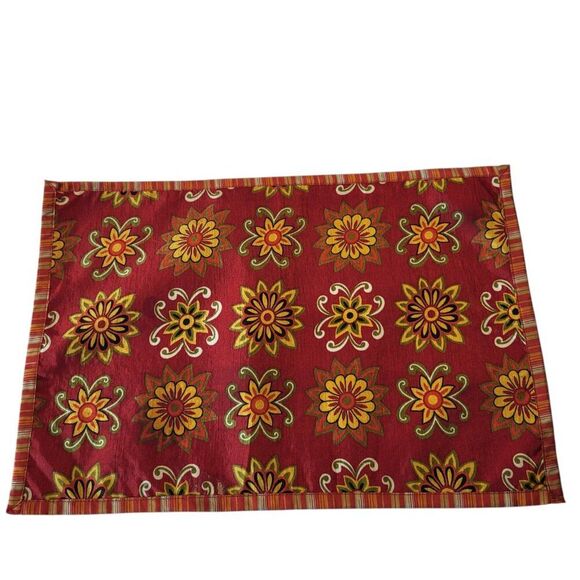 Pier 1 Estrella Set of 4 Reversible Rectangular Placemats | 18.75 x 12.5 in - Picture 1 of 12